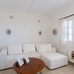 شقة Seaview Haven With Pool By The فيرغا كالاماتا