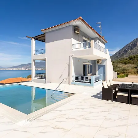 Seaview Haven With Pool By The Apartment