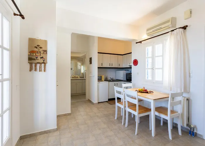 Seaview Haven With Pool By The Apartment *